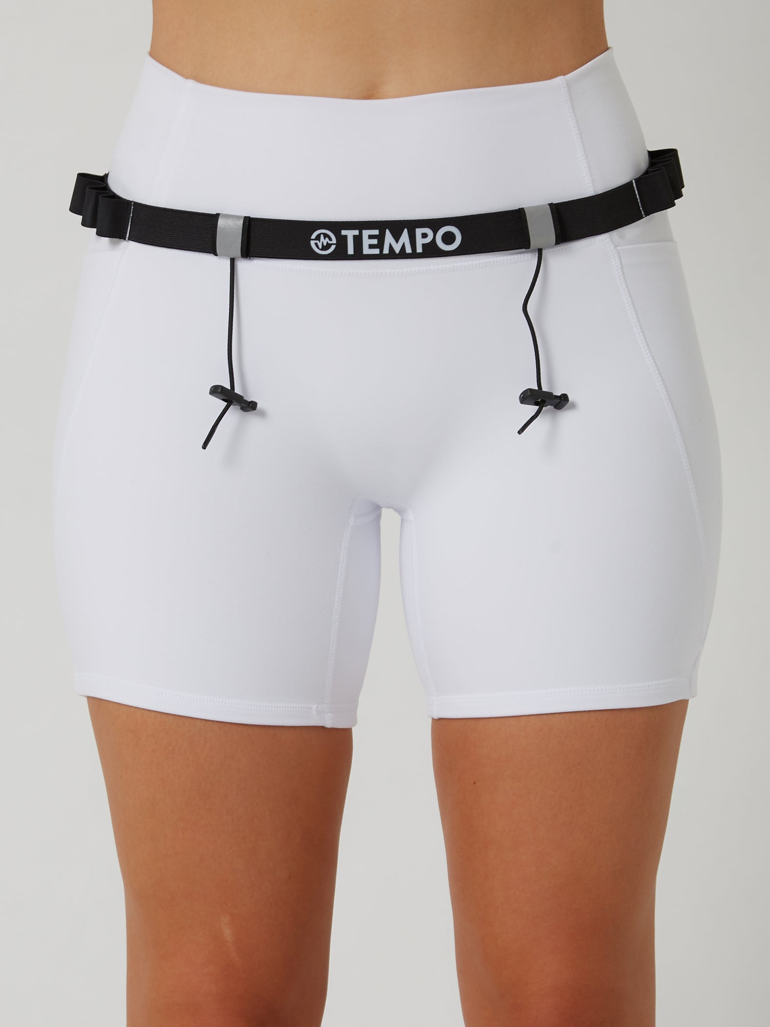 PACE Race Belt in Onyx Black, a slim TEMPO running belt that holds your race bib and gels