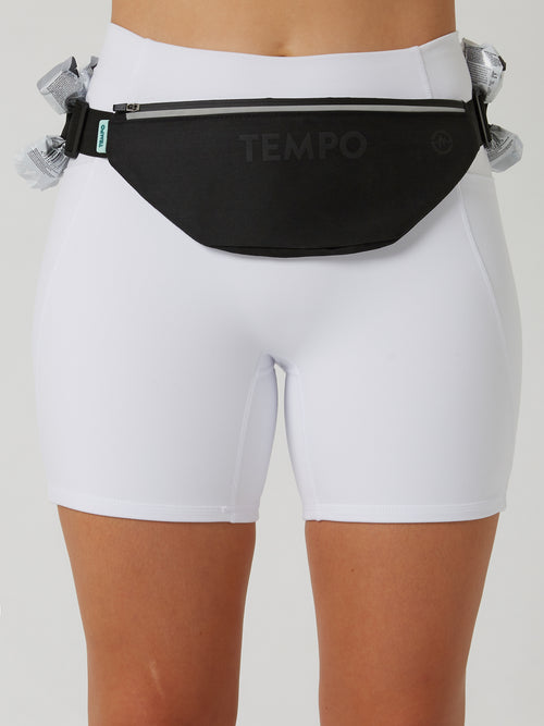 CARRY Storage Running Belt in Onyx Black, a TEMPO belt that holds your phone, keys and cards
